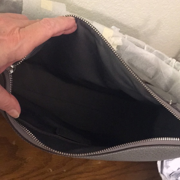 BRAND NEW COACH BAG!! - Picture 6 of 11